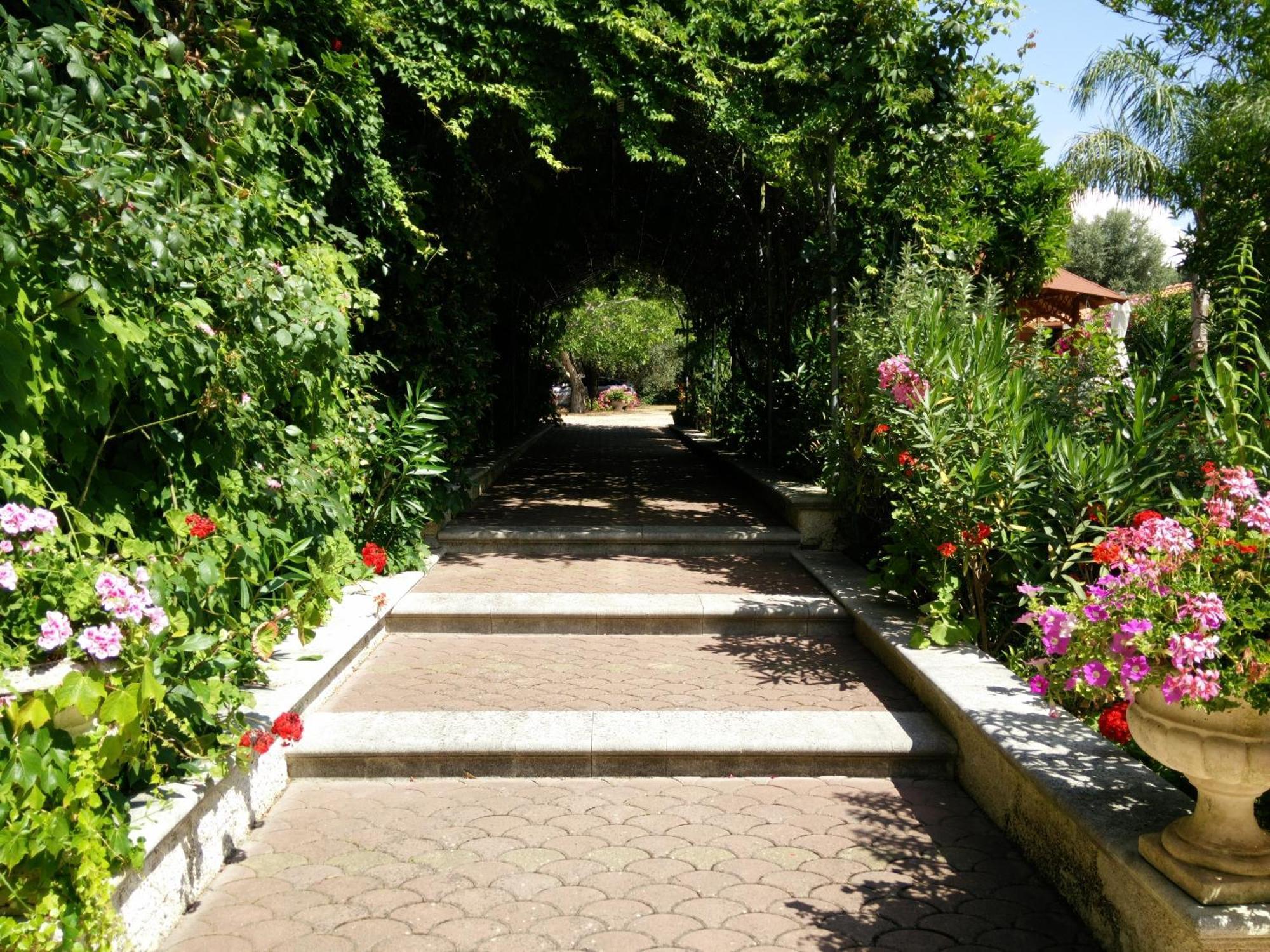 Residenza Villa I Nidi Santa Caterina  Bagian luar foto